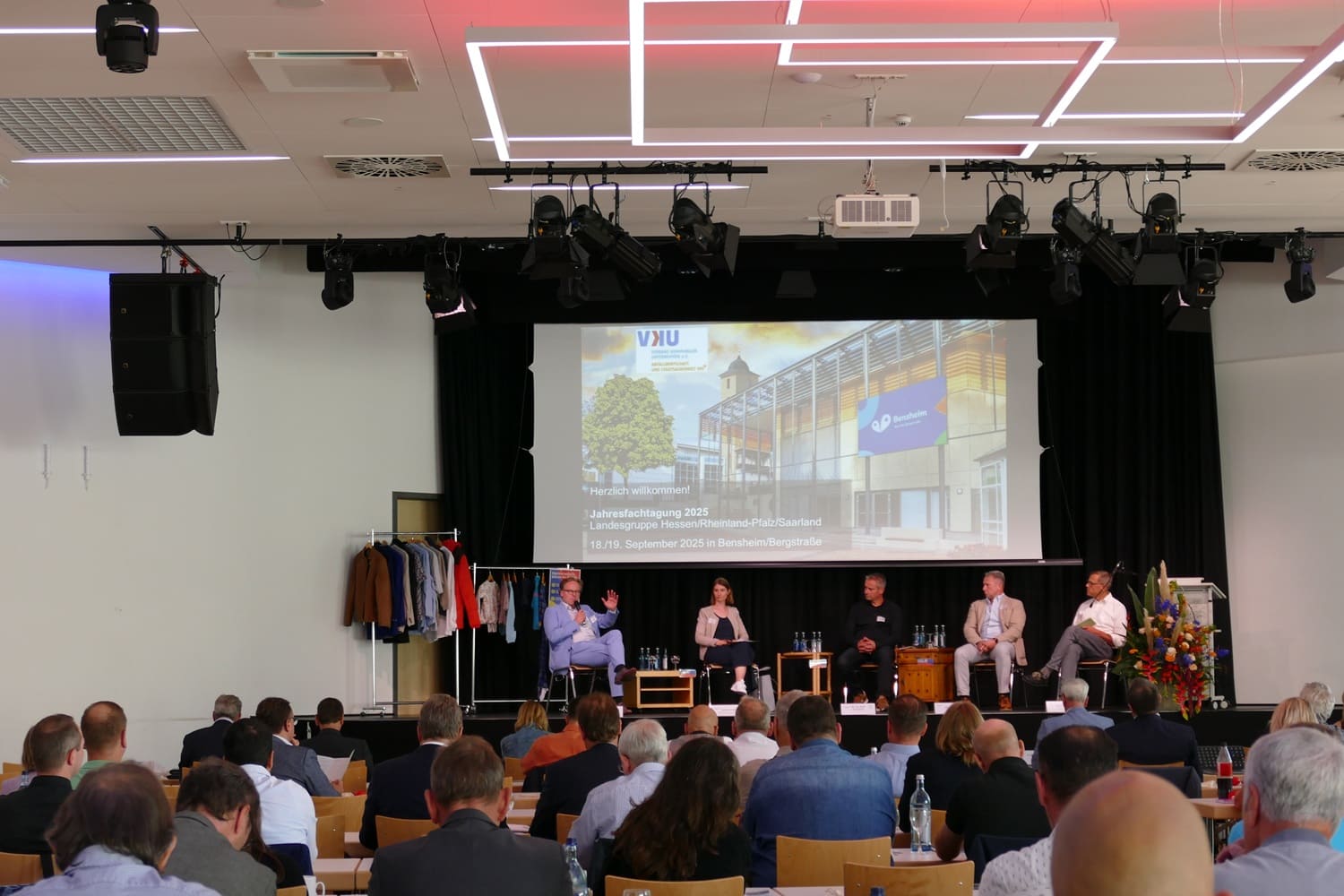 Abbildung 3: Podiumsdiskussion zum Thema Textilverwertung